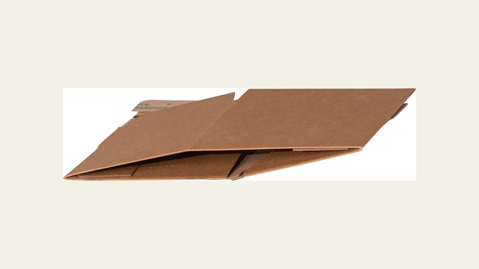 Productfoto van een verzenddoos 160×130×70 mm bruin van packCHAMPION op een lichte achtergrond.